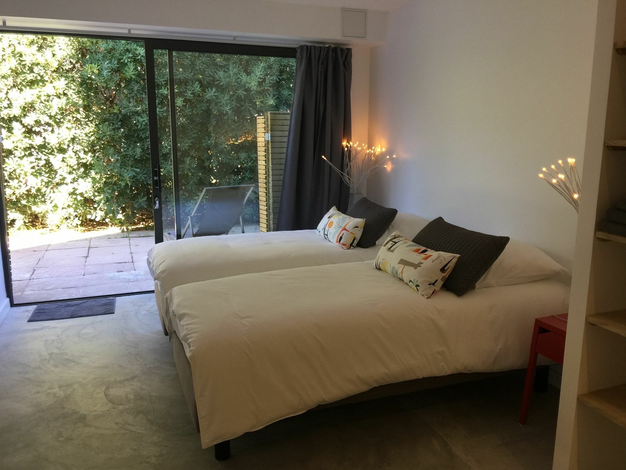 Le Cube Hotel Design A Hyeres Plage Avec Piscine Et Cuisine Экстерьер фото