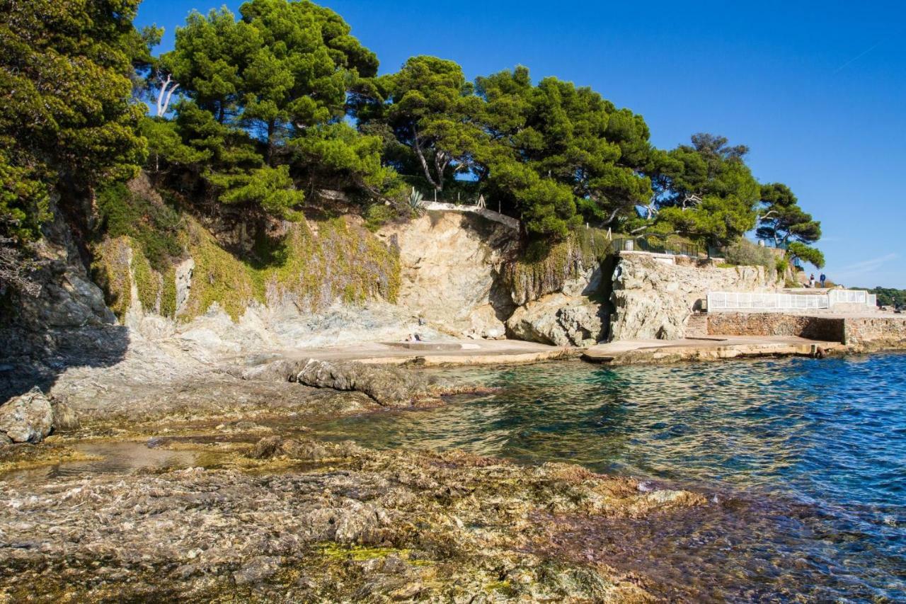 Le Cube Hotel Design A Hyeres Plage Avec Piscine Et Cuisine Экстерьер фото